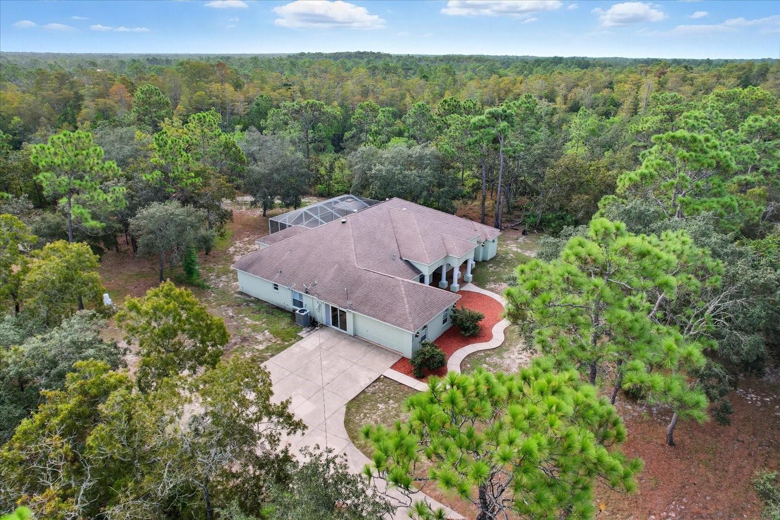 ROYAL HIGHLANDS - Residential