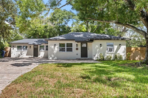 Photo of 1104 S Lois Avenue, Tampa, FL 33629 (MLS # TB8544889)