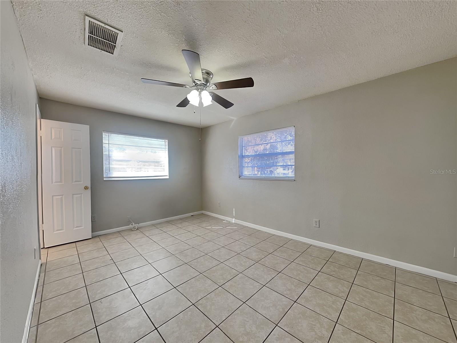 GORDON HEIGHTS PH 05 - Residential Lease