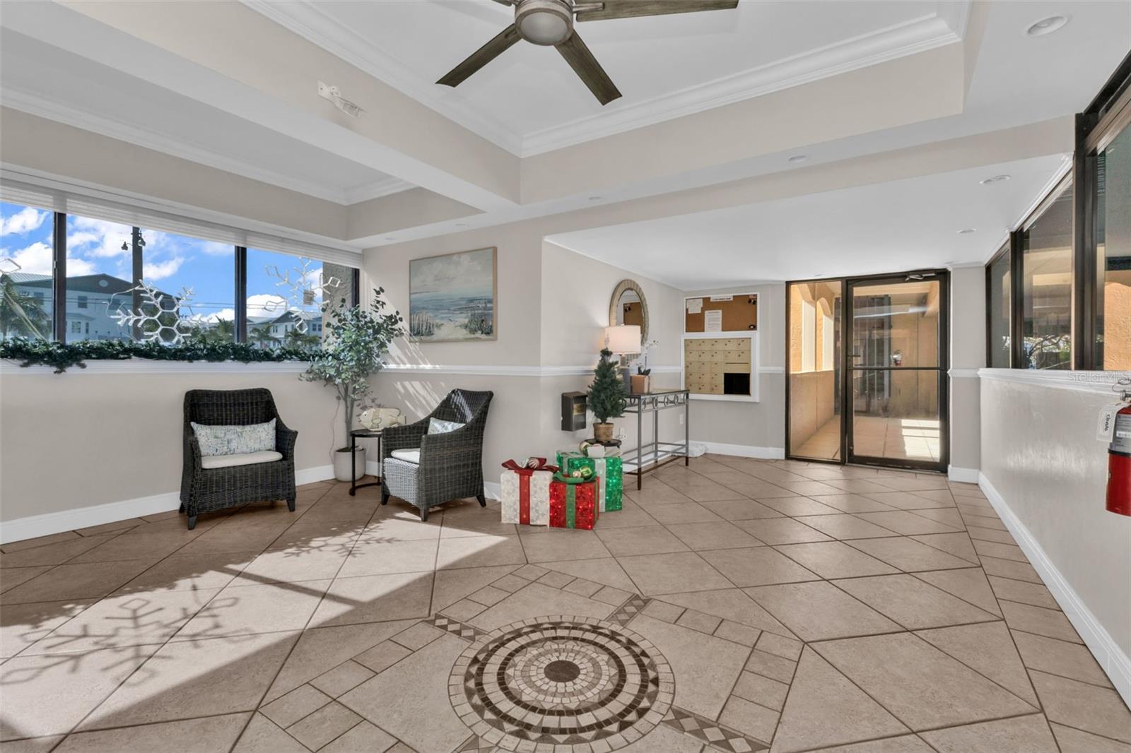 LAVISTA CONDO - Residential