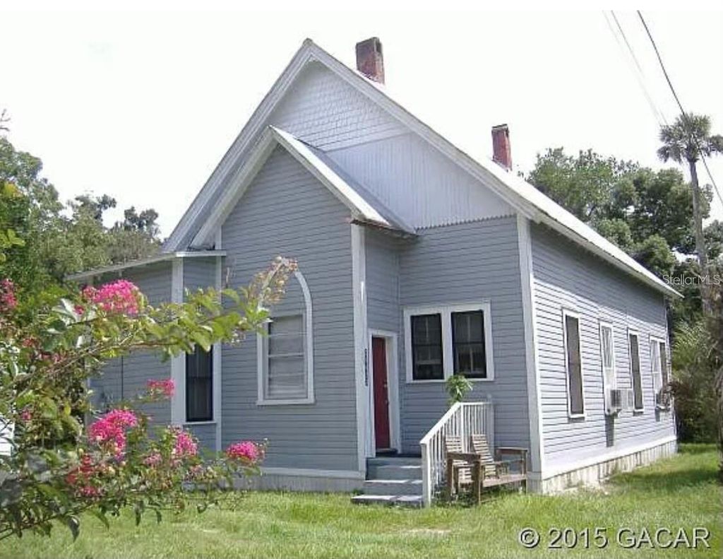 Photo of 25422 Pine Street, Melrose, FL 32666 (MLS # GC537206)