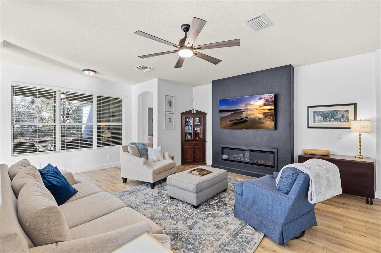 FISHHAWK RANCH PH 2 TR 1 - Residential