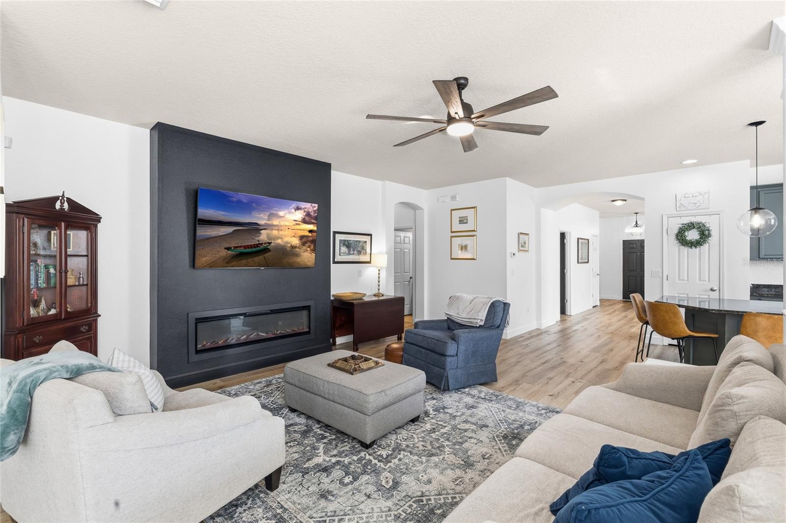 FISHHAWK RANCH PH 2 TR 1 - Residential