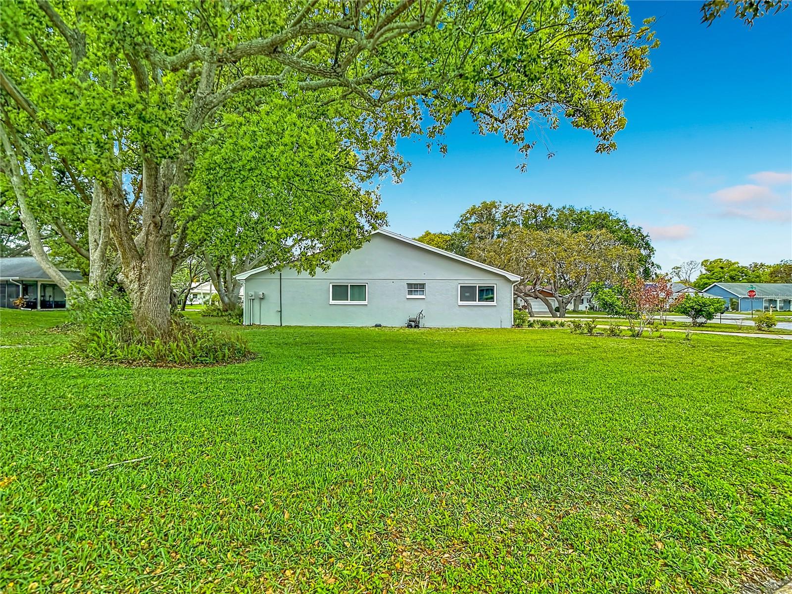 BEACON WOODS COACHWOOD VILLAGE - Residential