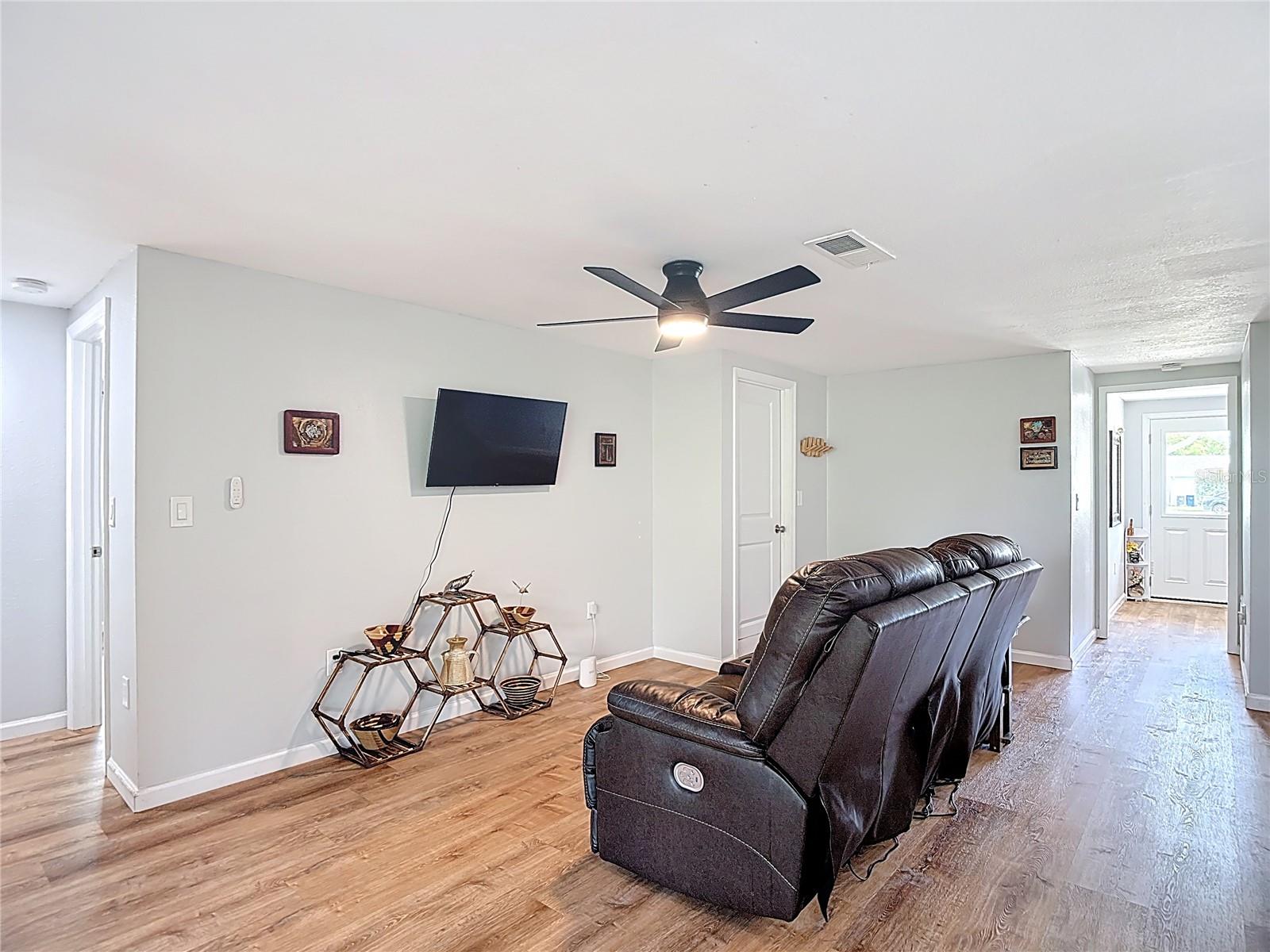 BEACON WOODS COACHWOOD VILLAGE - Residential