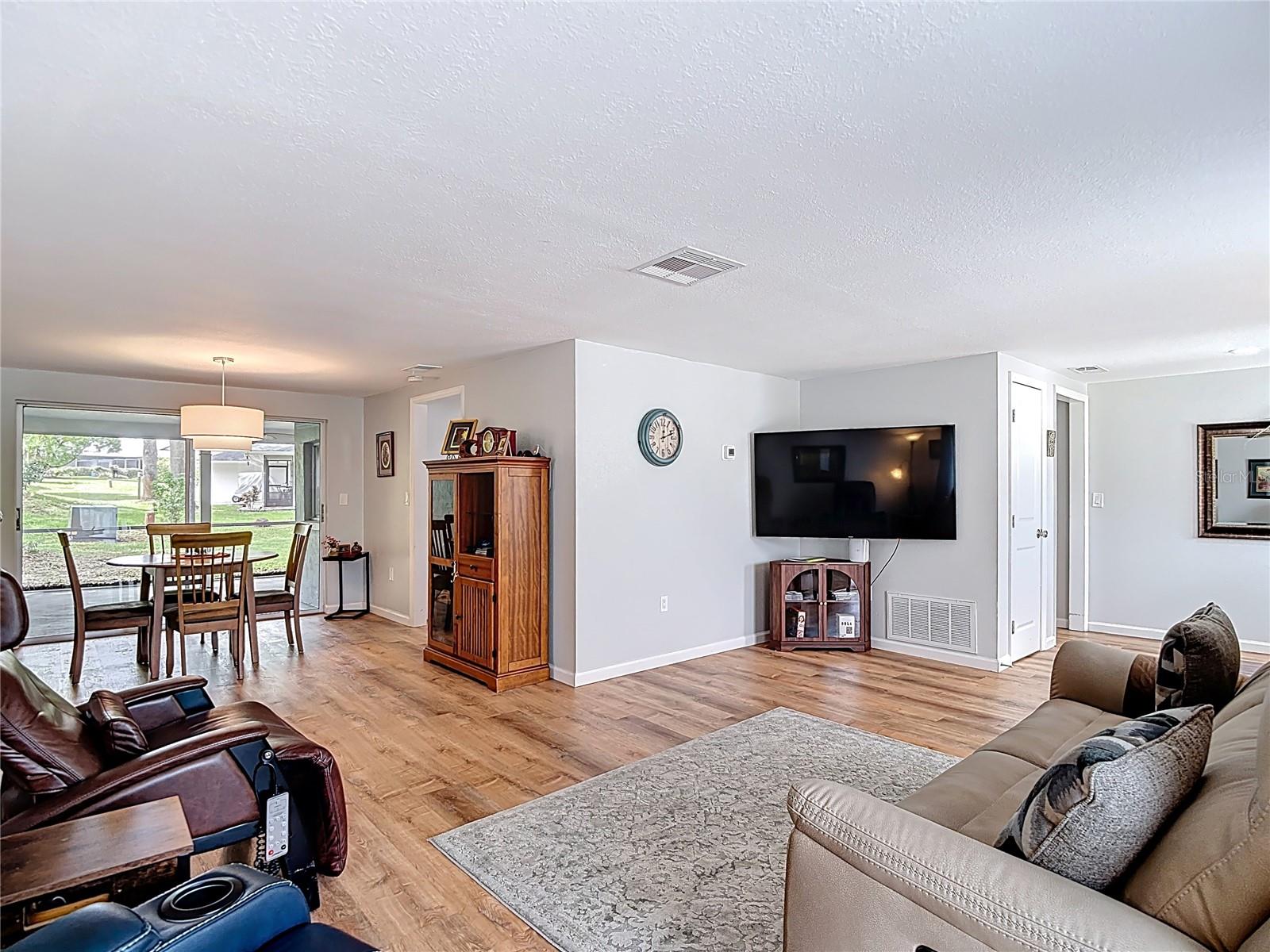 BEACON WOODS COACHWOOD VILLAGE - Residential