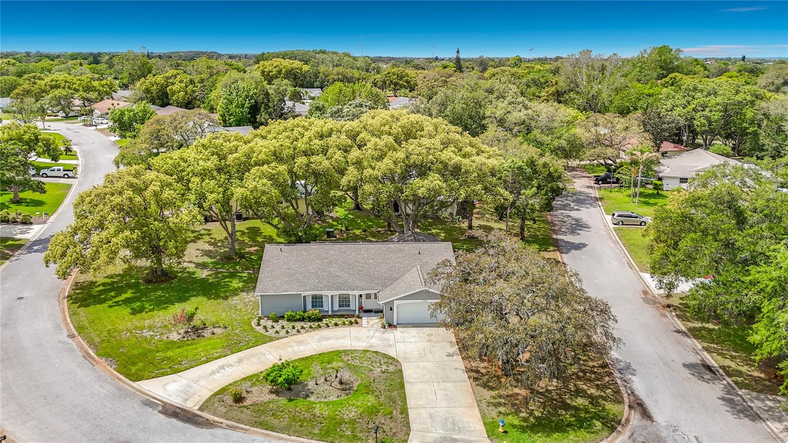 BEACON WOODS COACHWOOD VILLAGE - Residential