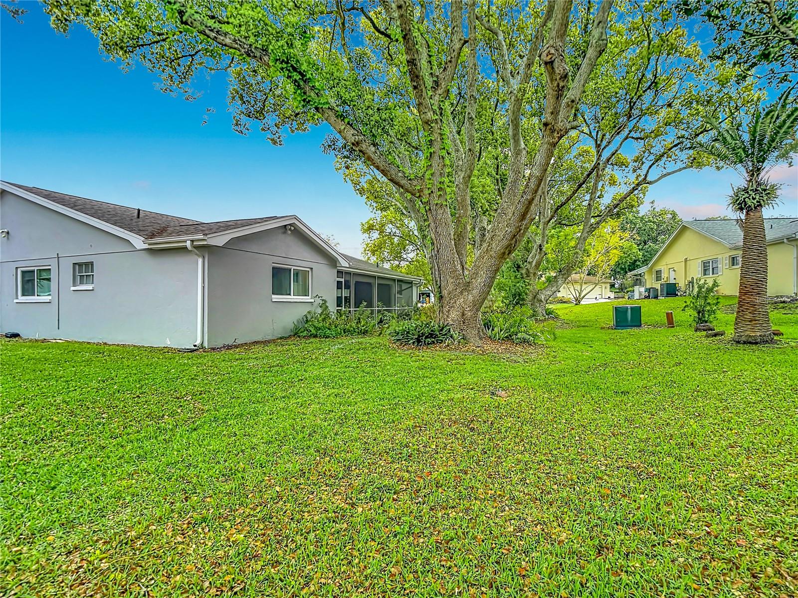 BEACON WOODS COACHWOOD VILLAGE - Residential