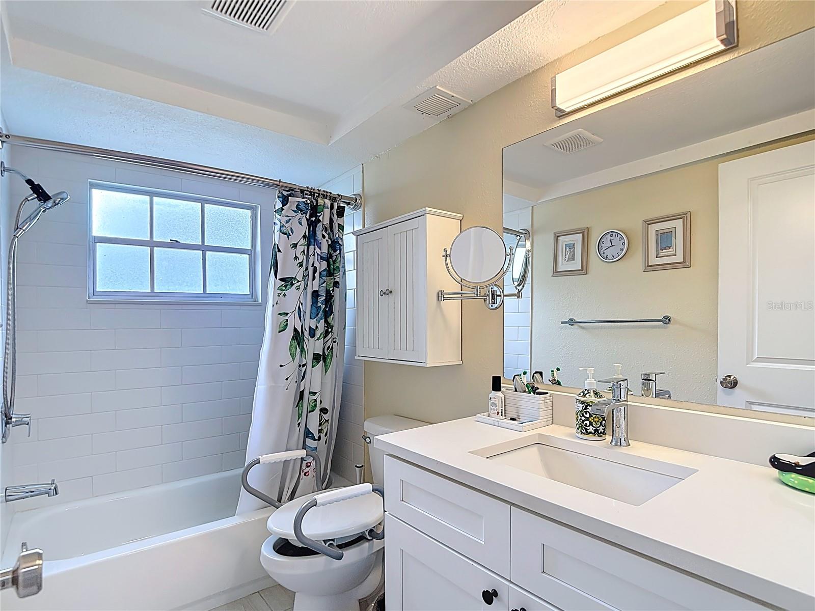 BEACON WOODS COACHWOOD VILLAGE - Residential