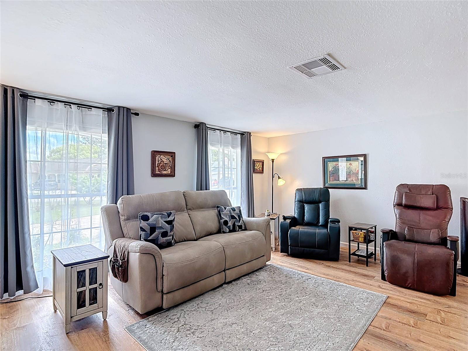 BEACON WOODS COACHWOOD VILLAGE - Residential