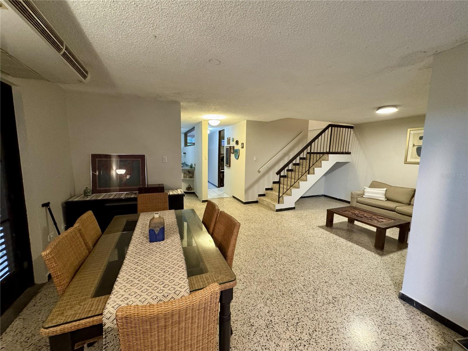 VILLA VERDE - Residential