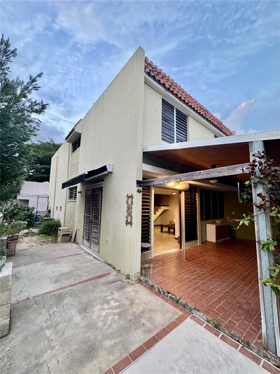 VILLA VERDE - Residential