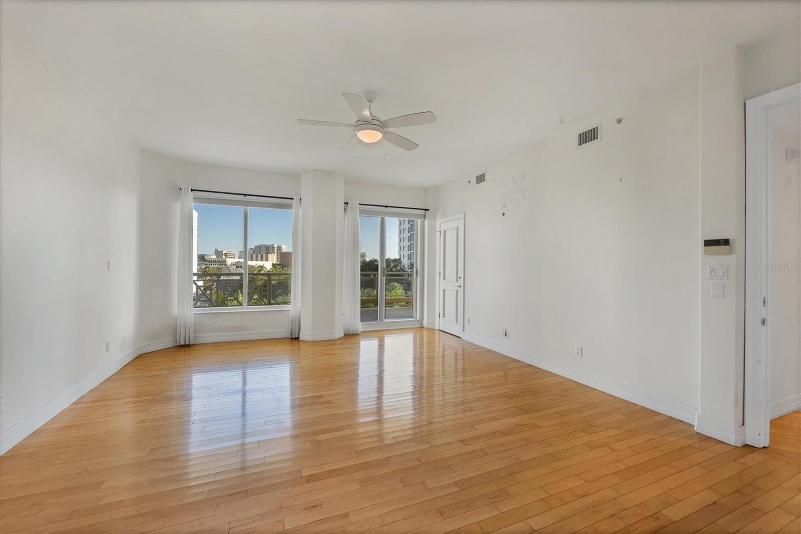 SARABANDE - Residential