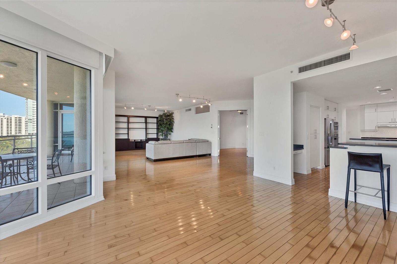 SARABANDE - Residential