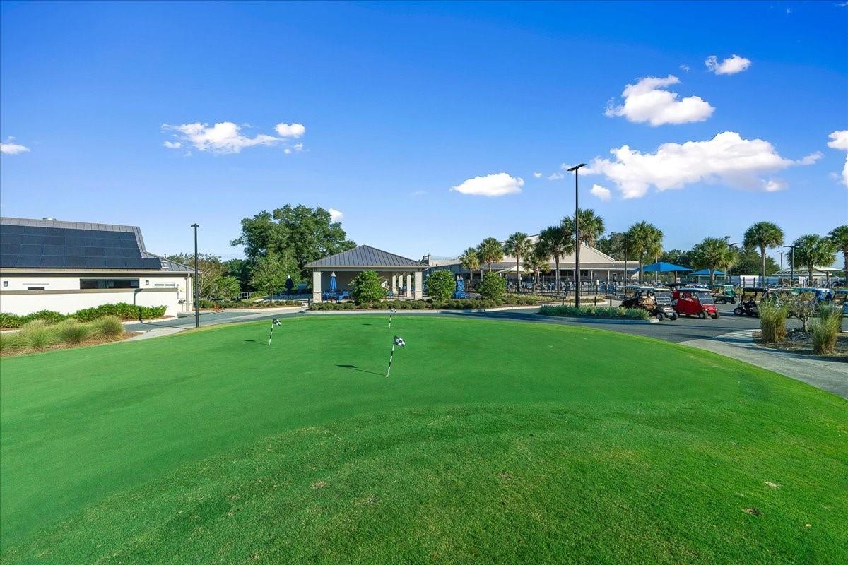 CIRCLE SQUARE WOODS - Residential Lease