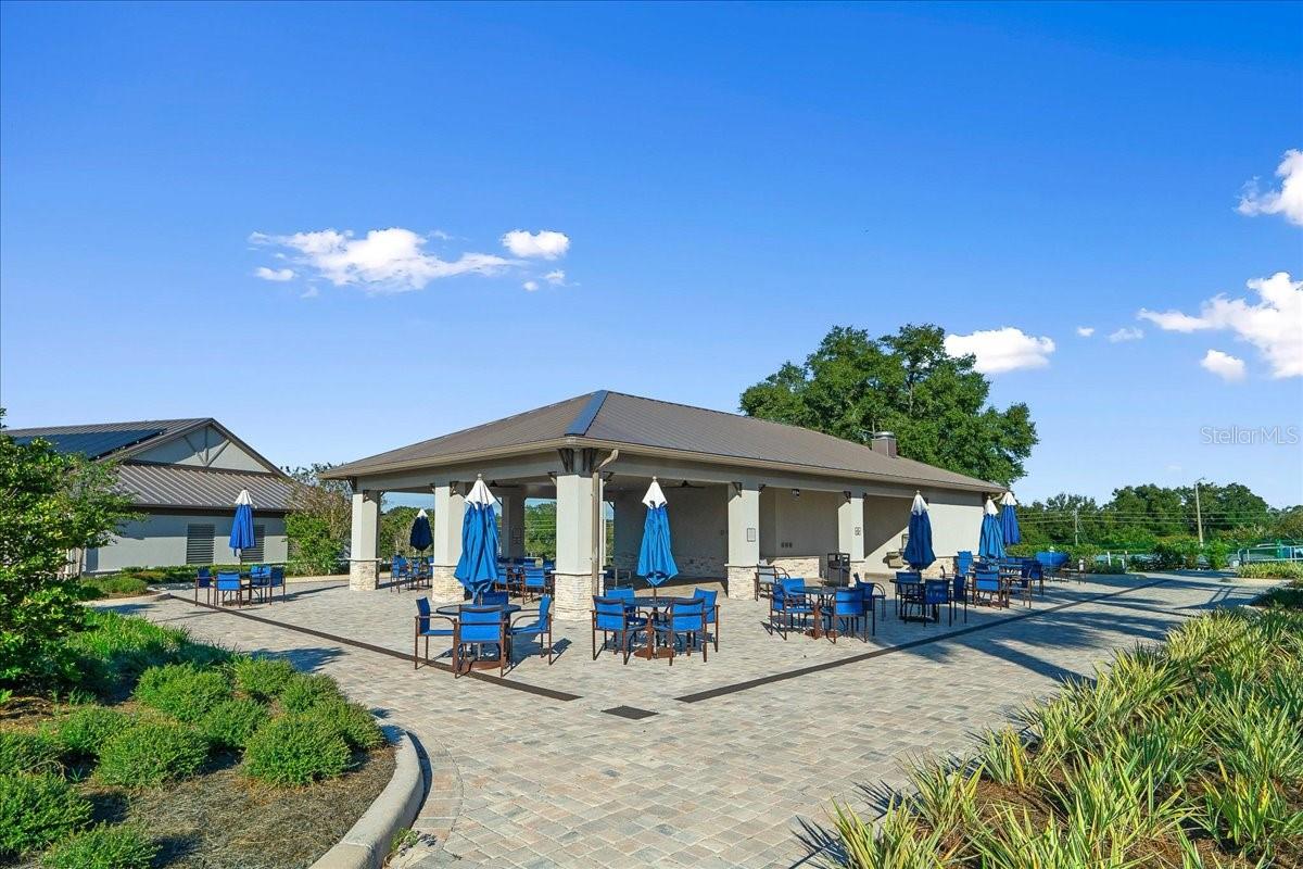 CIRCLE SQUARE WOODS - Residential Lease