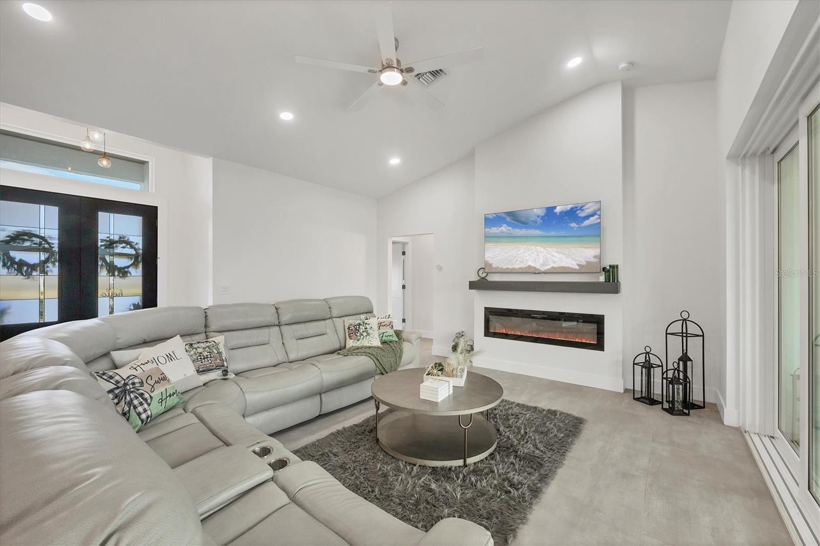 PORT CHARLOTTE SEC 082 - Residential