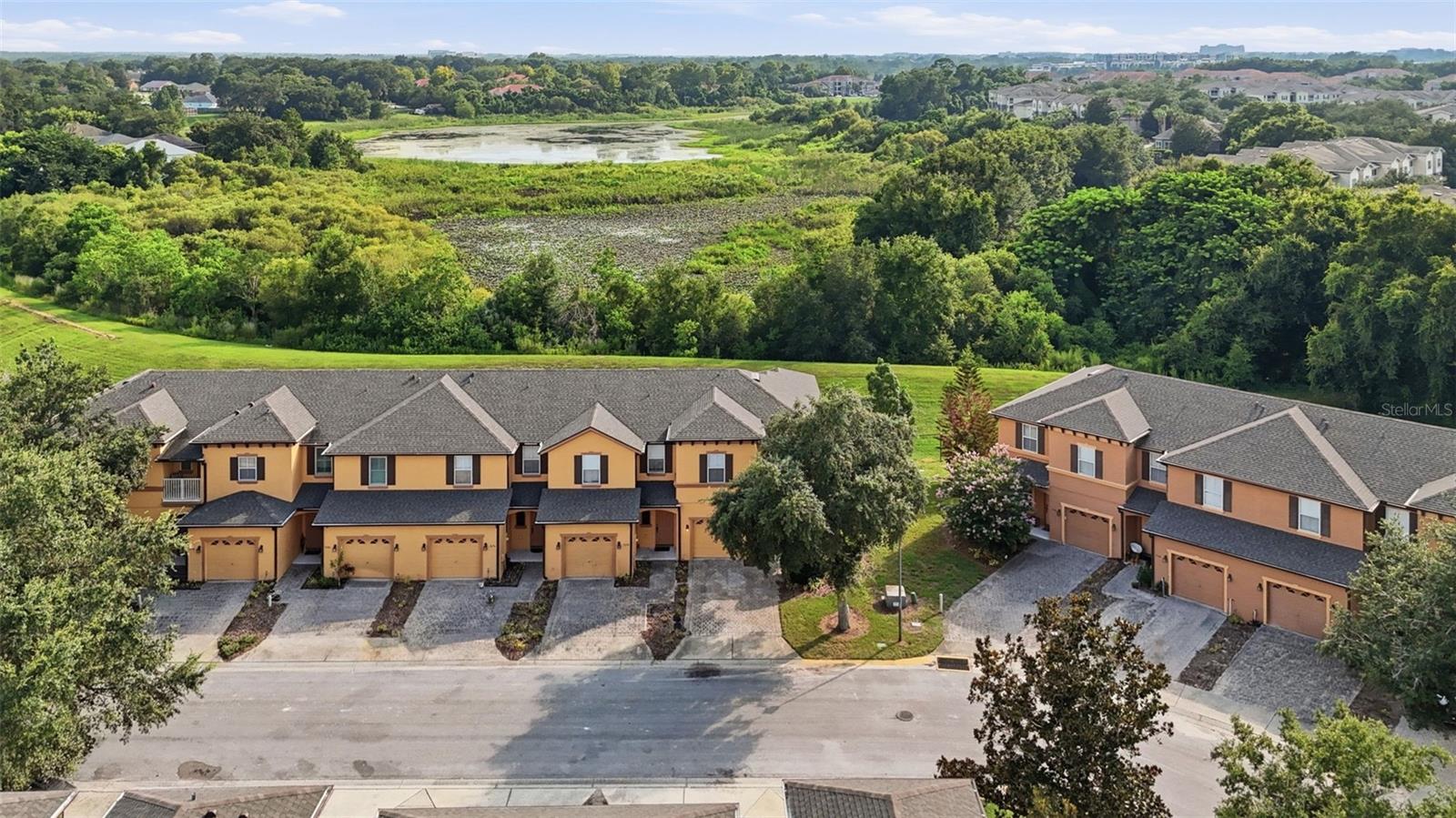 1610 RETREAT VIEW CIRCLE