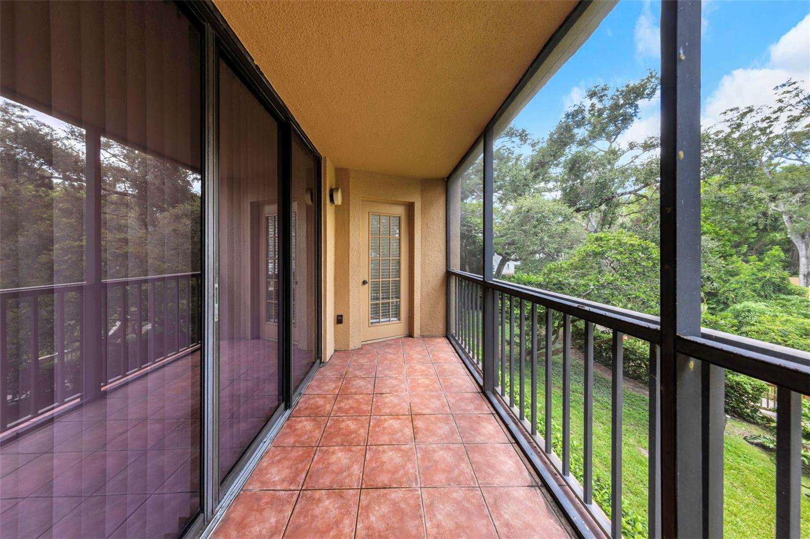 3076 EASTLAND BOULEVARD 111