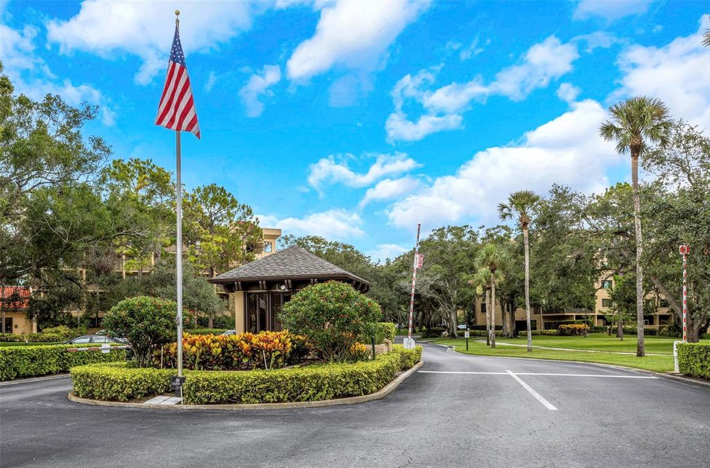 Photo of 3076 Eastland Boulevard #111, Clearwater, FL 33761 (MLS # TB8419133)