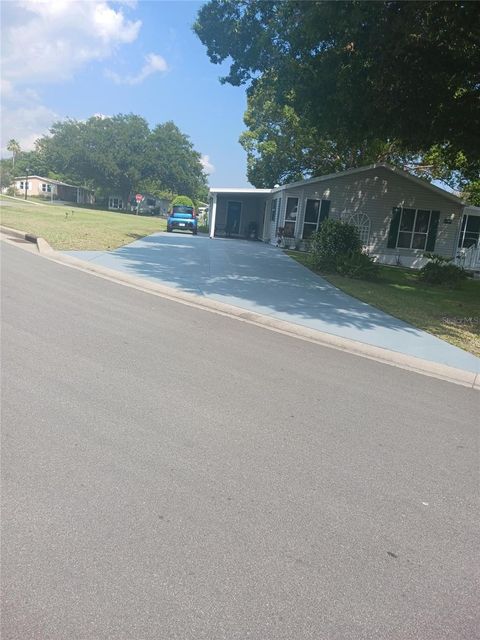 Tiny photo for 1403 Lindsey Lane, Lady Lake, FL 32159 (MLS # O6387246)