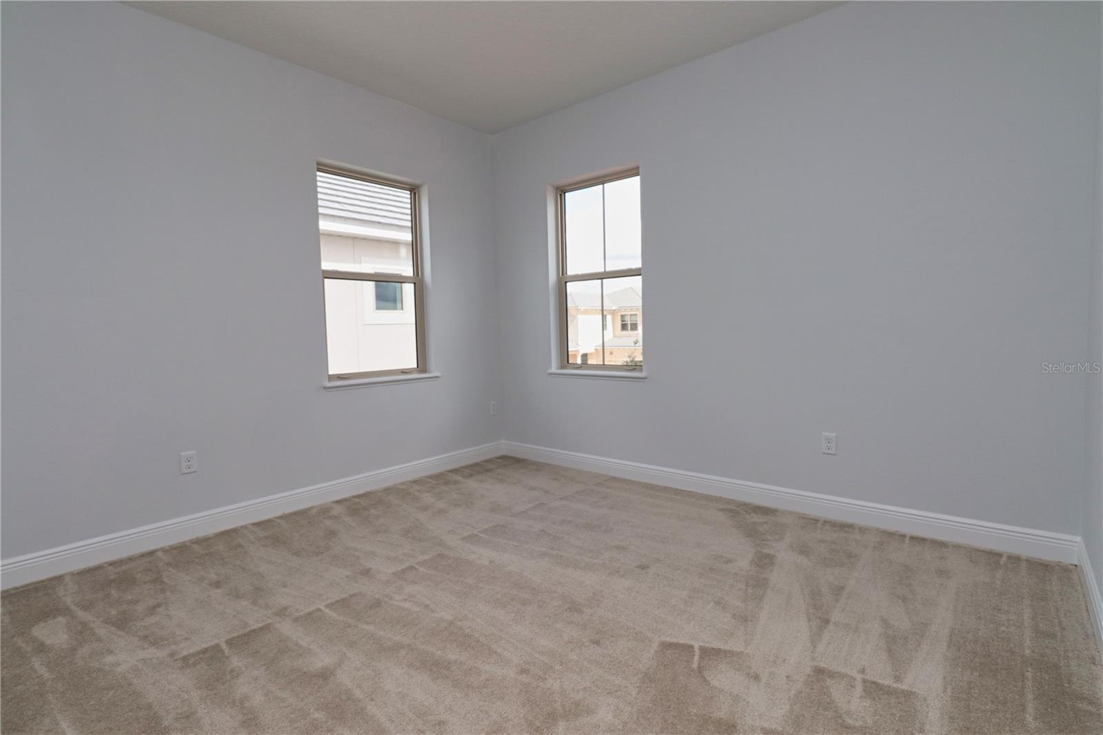 LAKESHORE PRESERVE PH 5 - Residential Lease