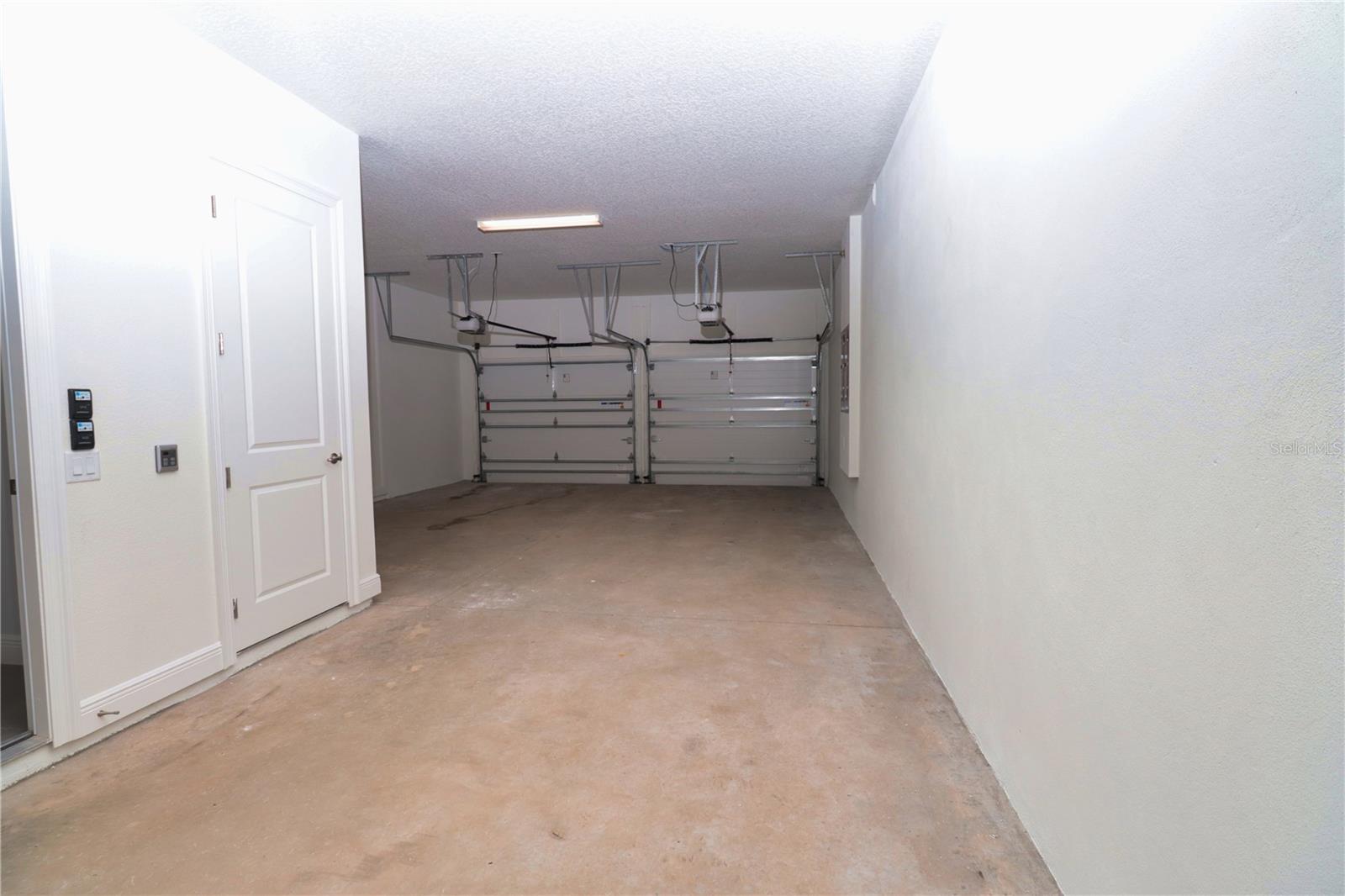 LAKESHORE PRESERVE PH 5 - Residential Lease