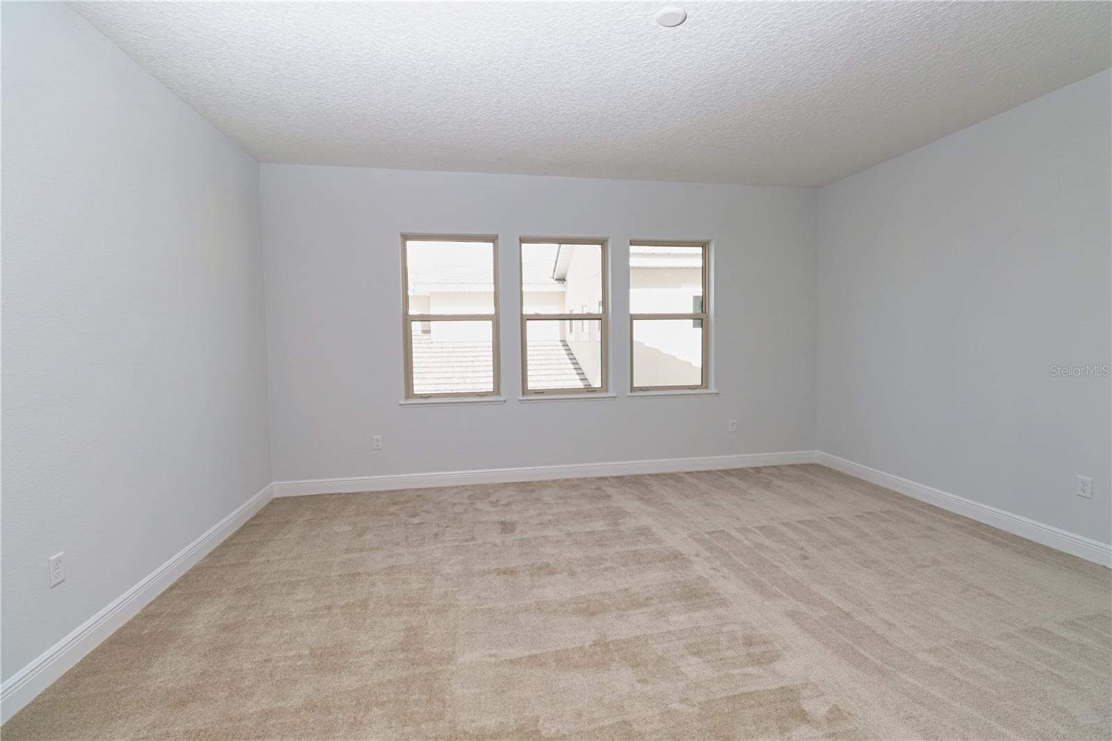 LAKESHORE PRESERVE PH 5 - Residential Lease