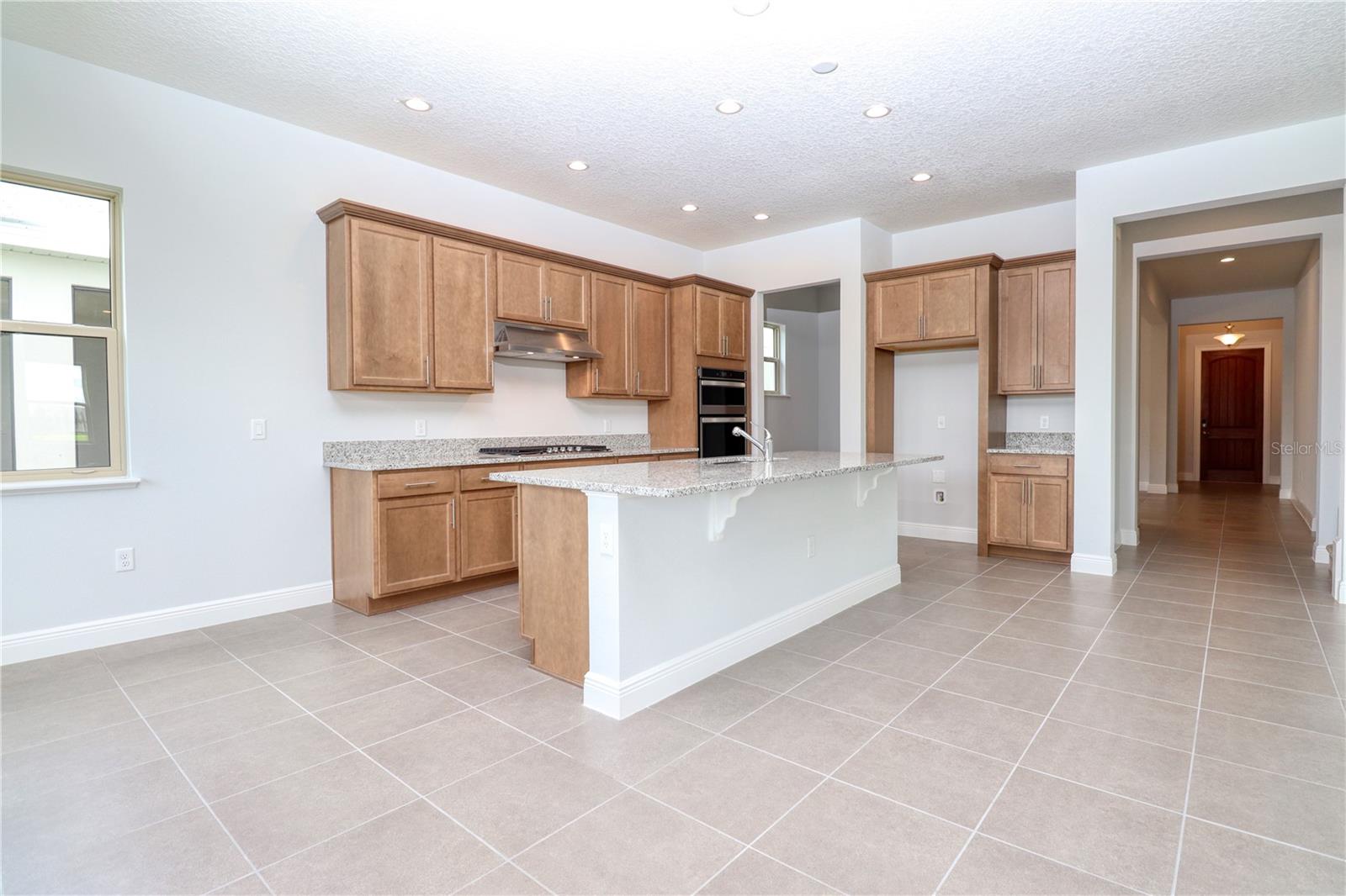 LAKESHORE PRESERVE PH 5 - Residential Lease
