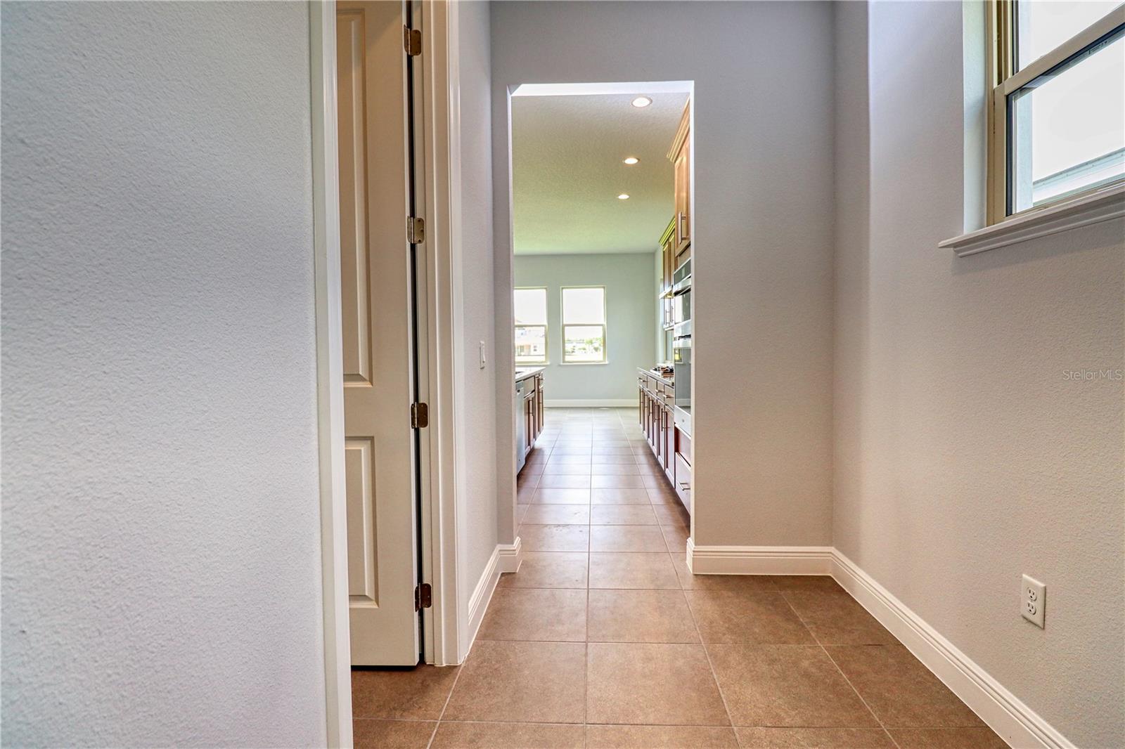 LAKESHORE PRESERVE PH 5 - Residential Lease
