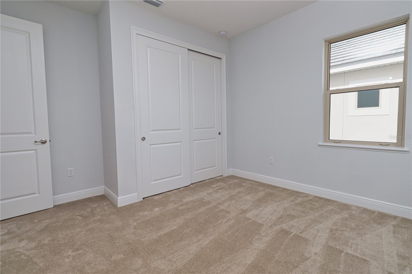 LAKESHORE PRESERVE PH 5 - Residential Lease