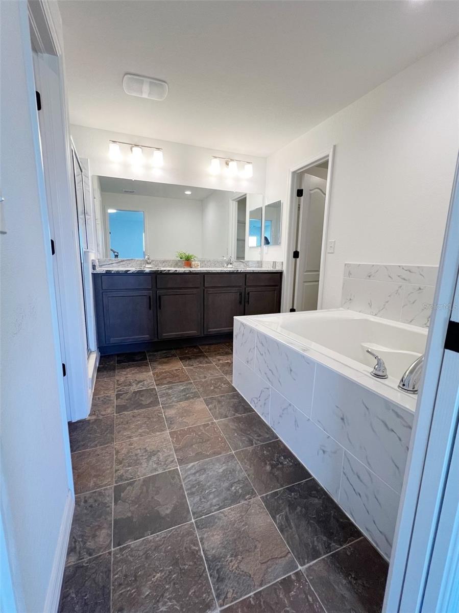 CENTRAL RIDGE ESTATES - Residential