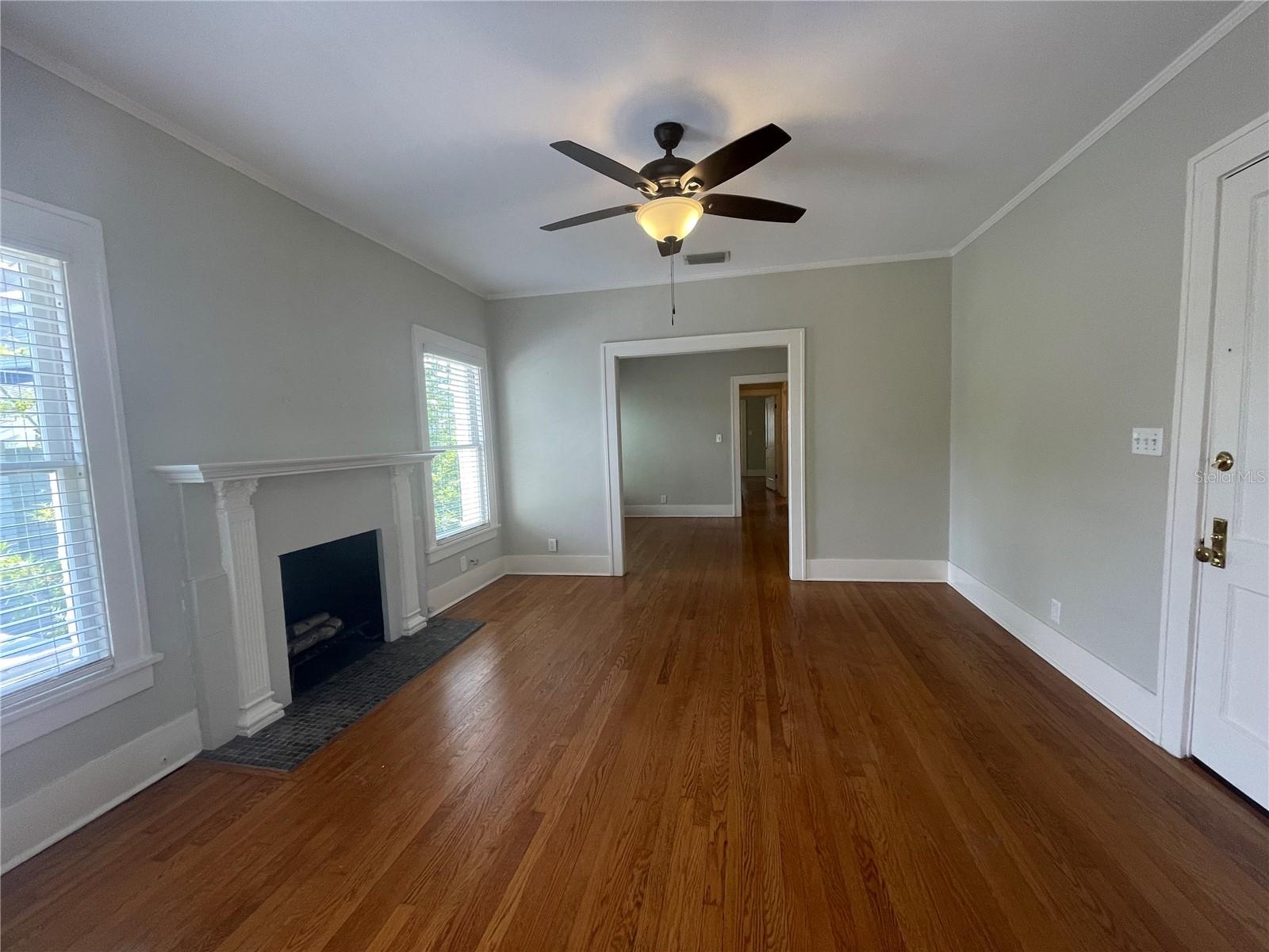 HYDE PARK WEST - Residential Lease