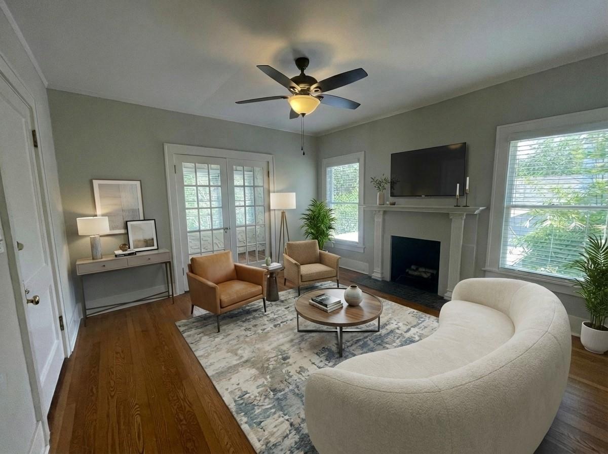 HYDE PARK WEST - Residential Lease