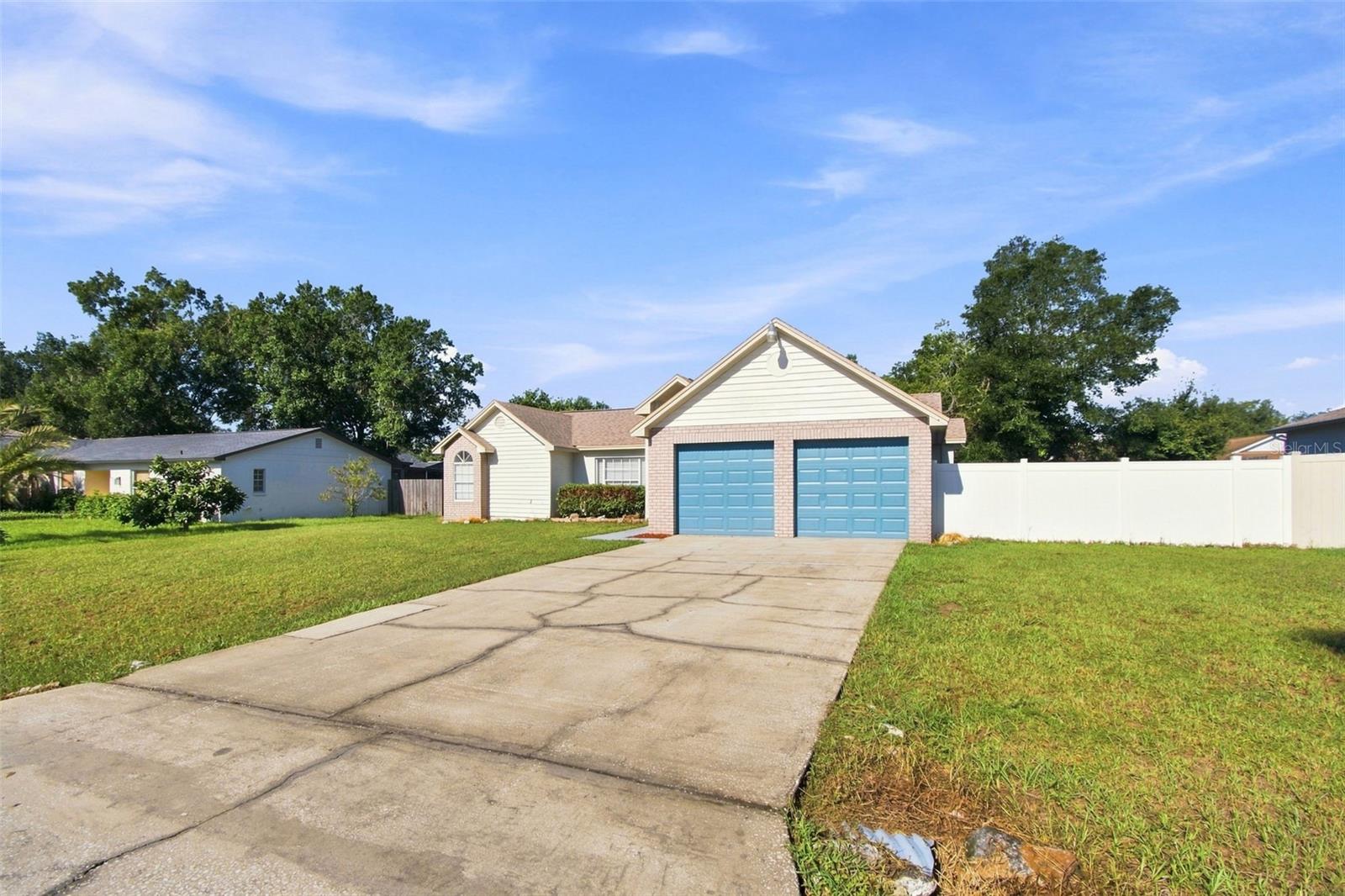 4745 CANTERBURY DRIVE