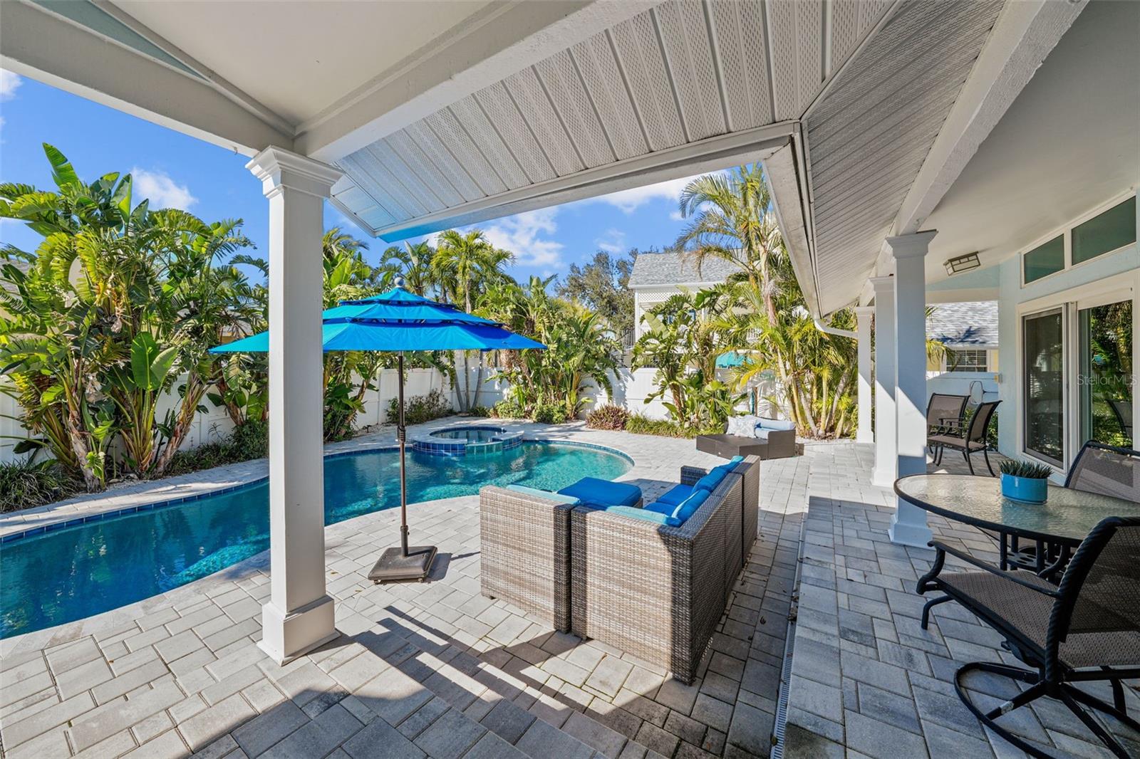 TIERRA VERDE - Residential