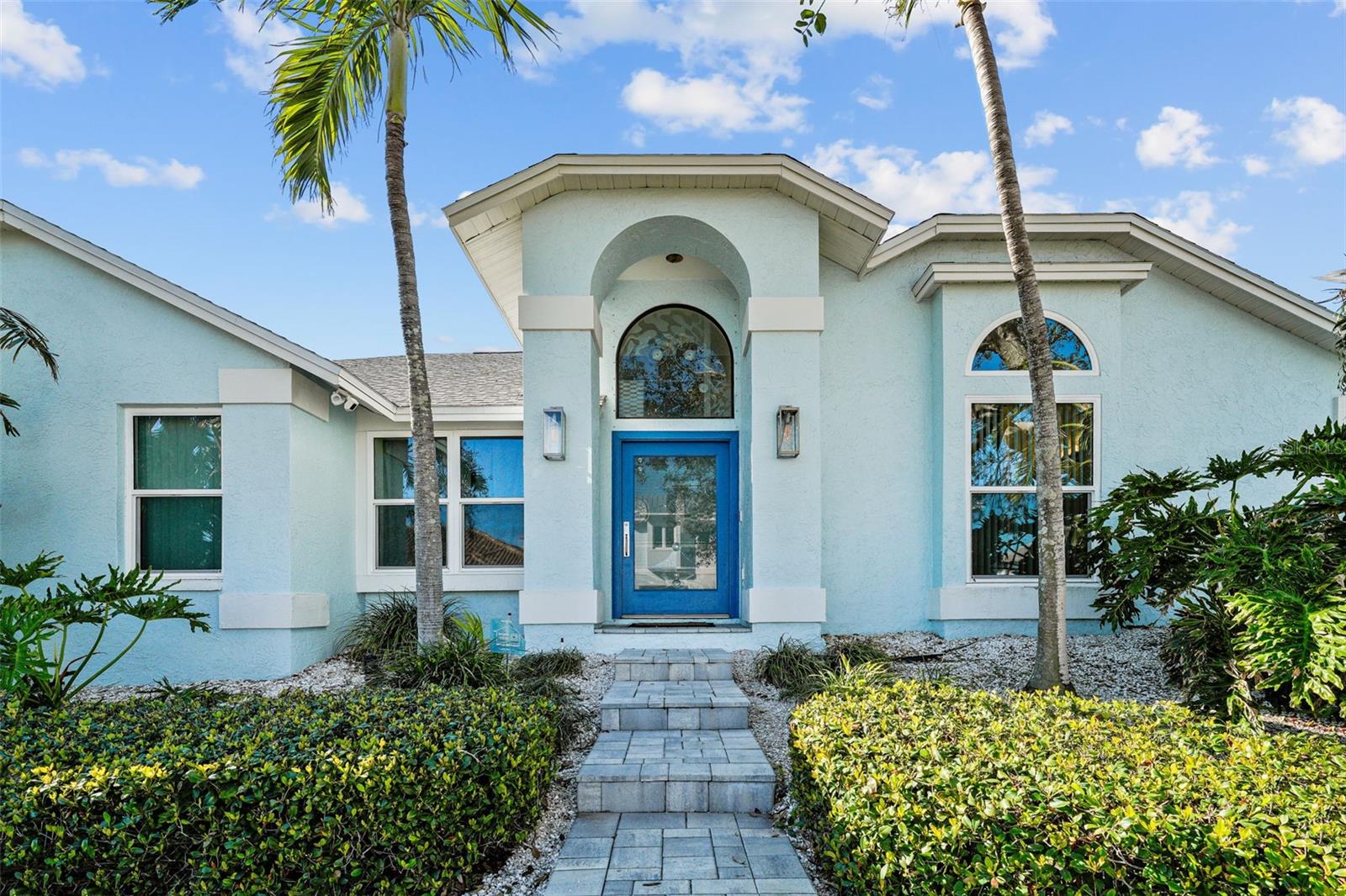 TIERRA VERDE - Residential