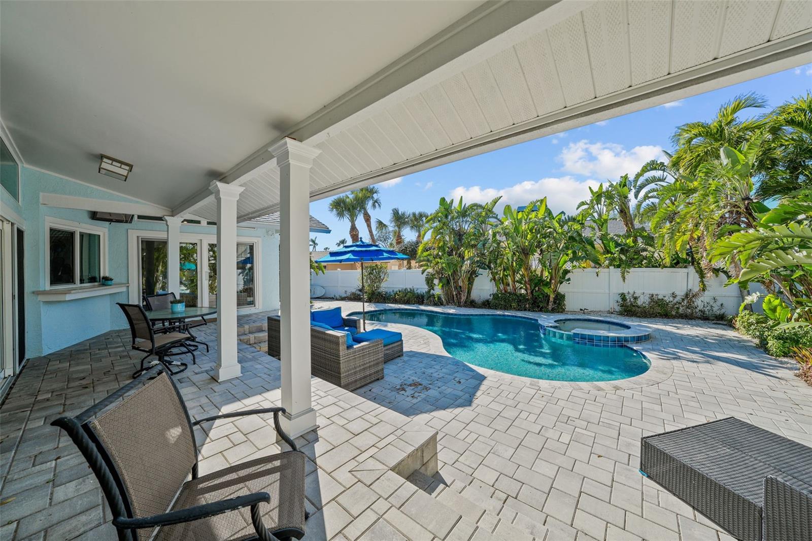 TIERRA VERDE - Residential