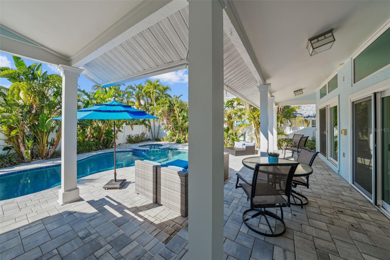 TIERRA VERDE - Residential
