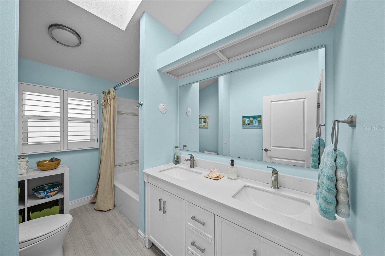 TIERRA VERDE - Residential