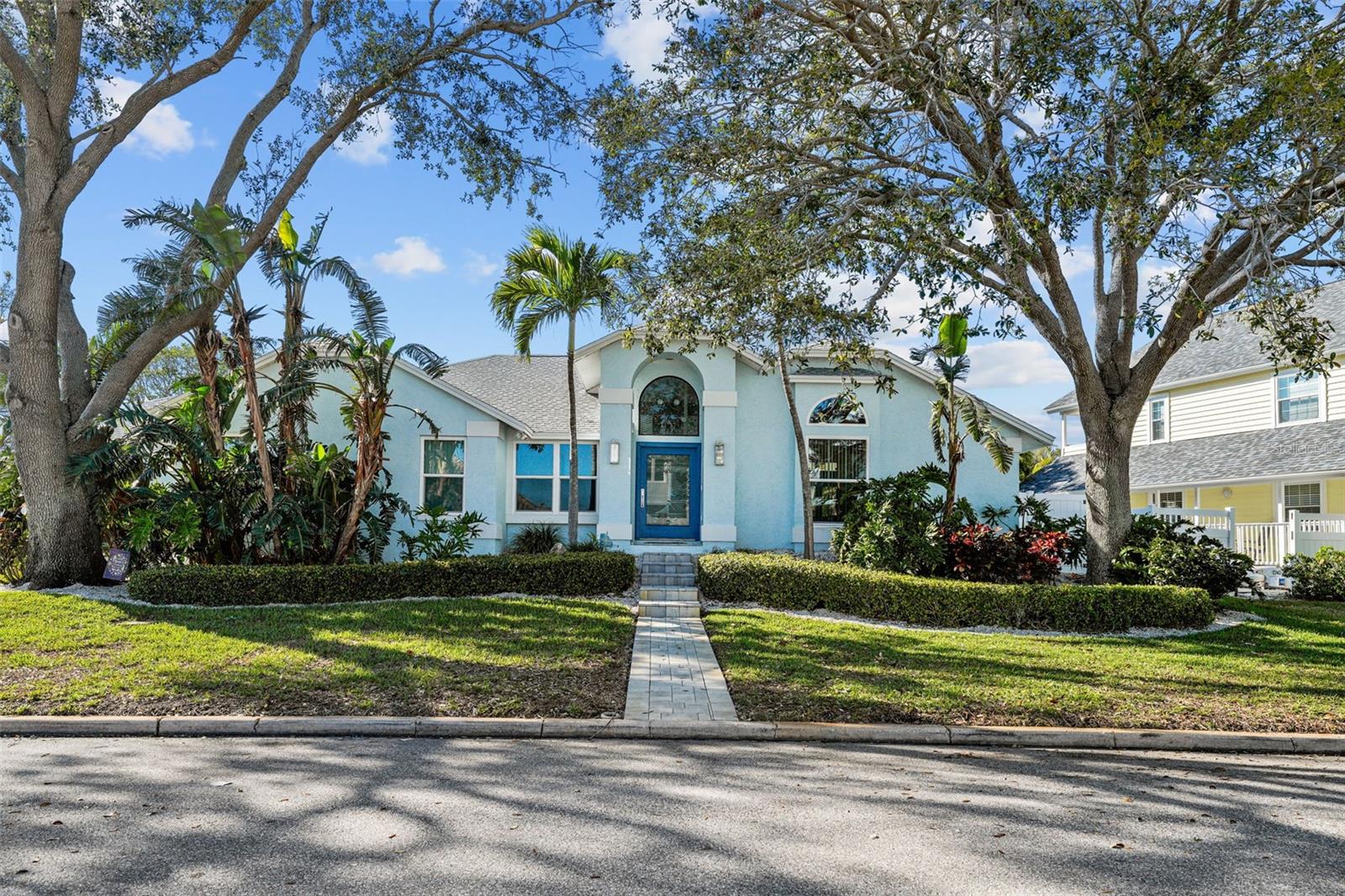 TIERRA VERDE - Residential
