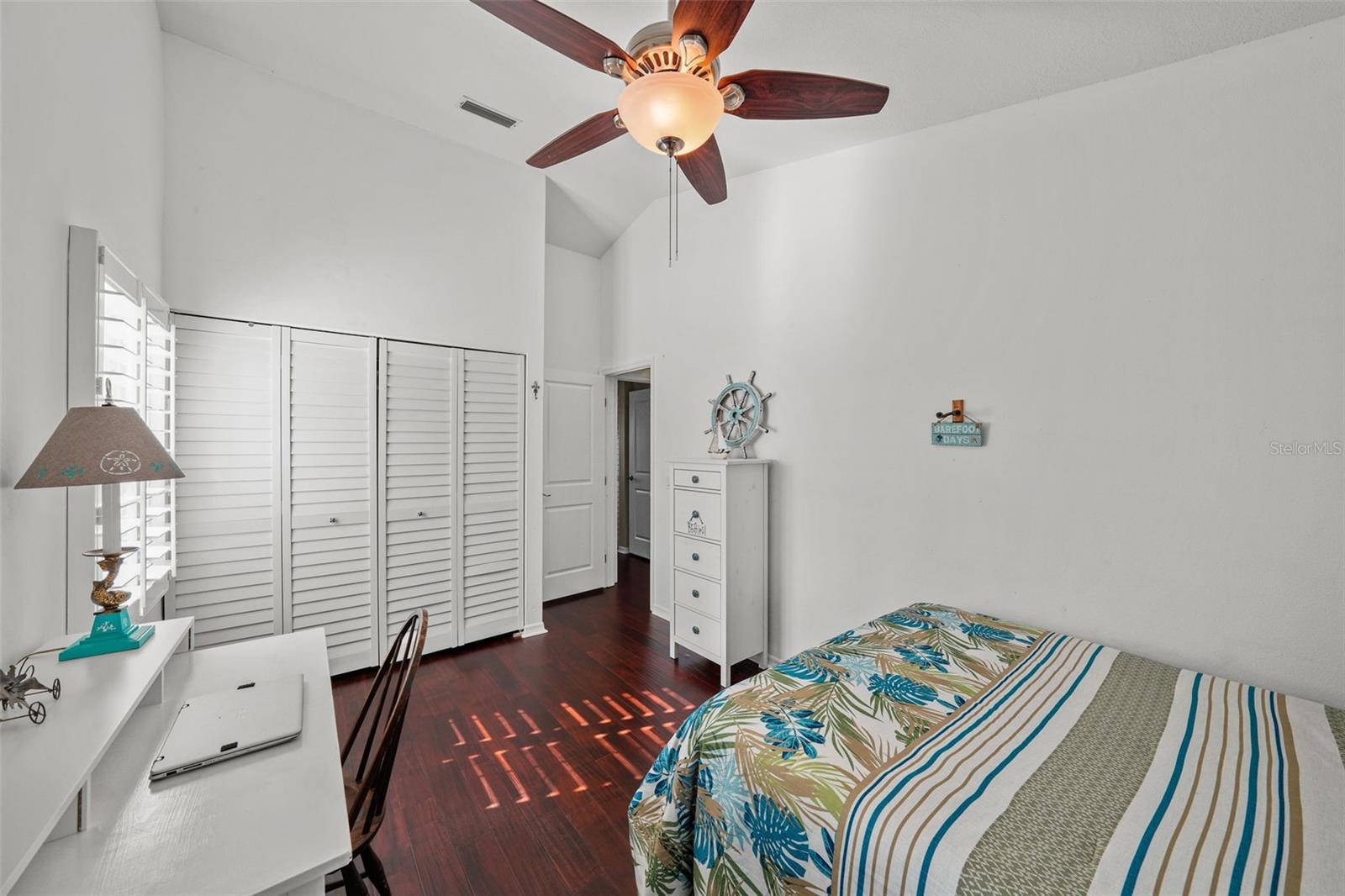 TIERRA VERDE - Residential
