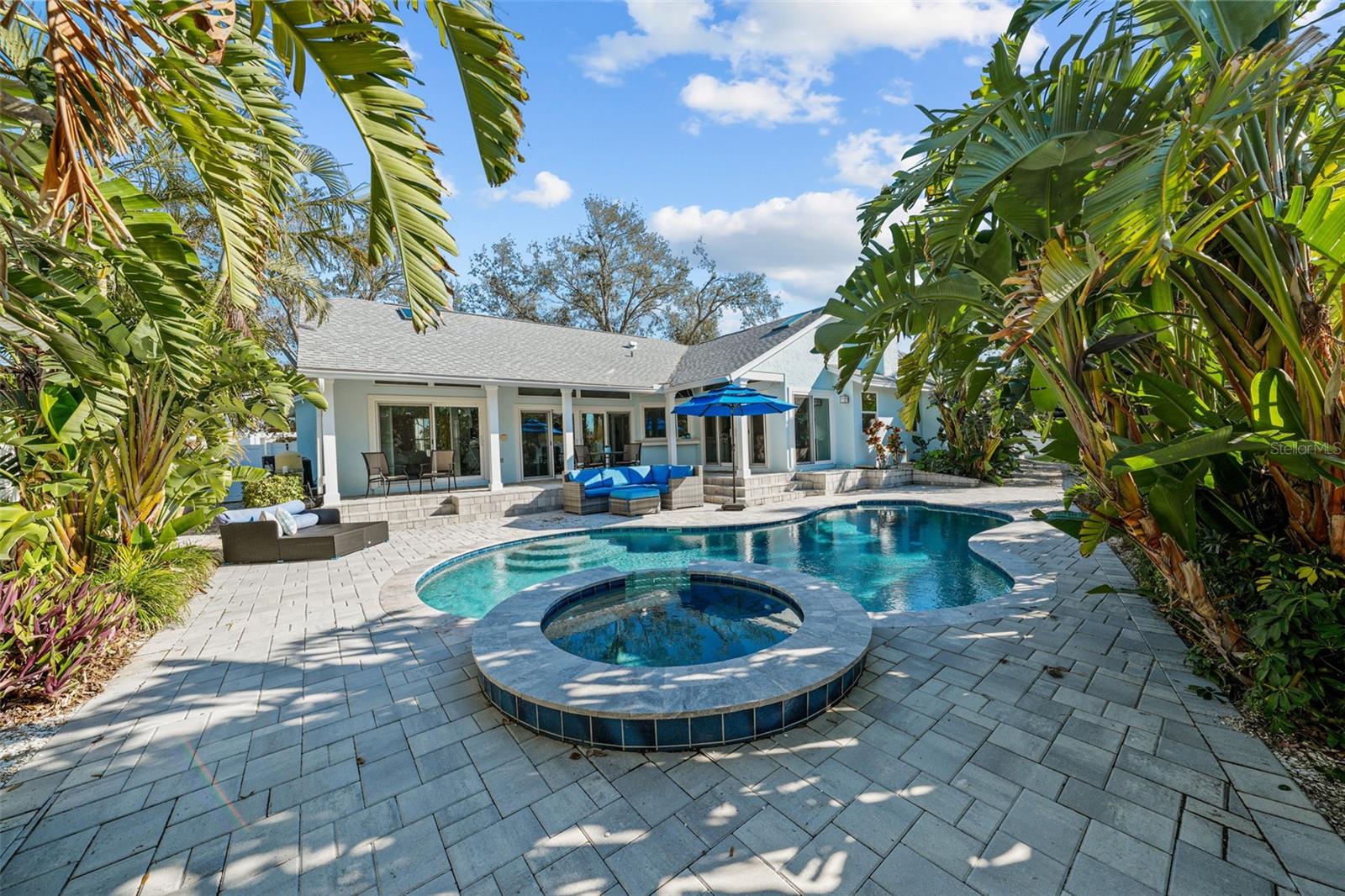 TIERRA VERDE - Residential