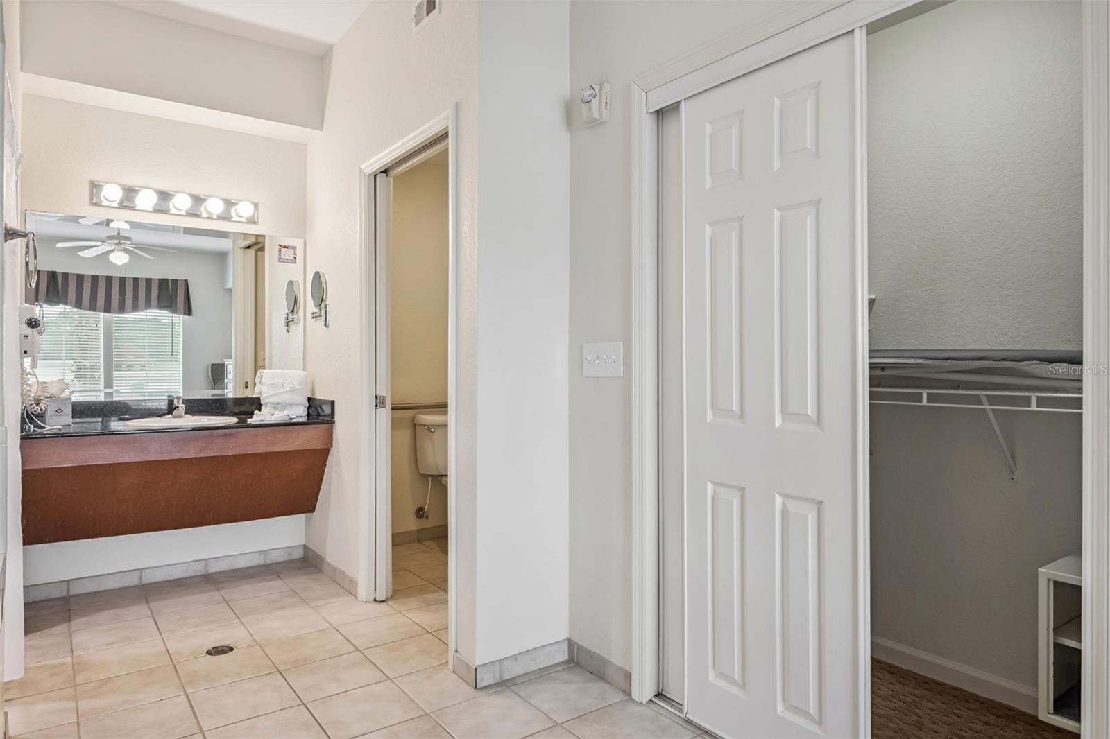 LAKE BUENA VISTA RESIDENCE VILLAGE I - Residential