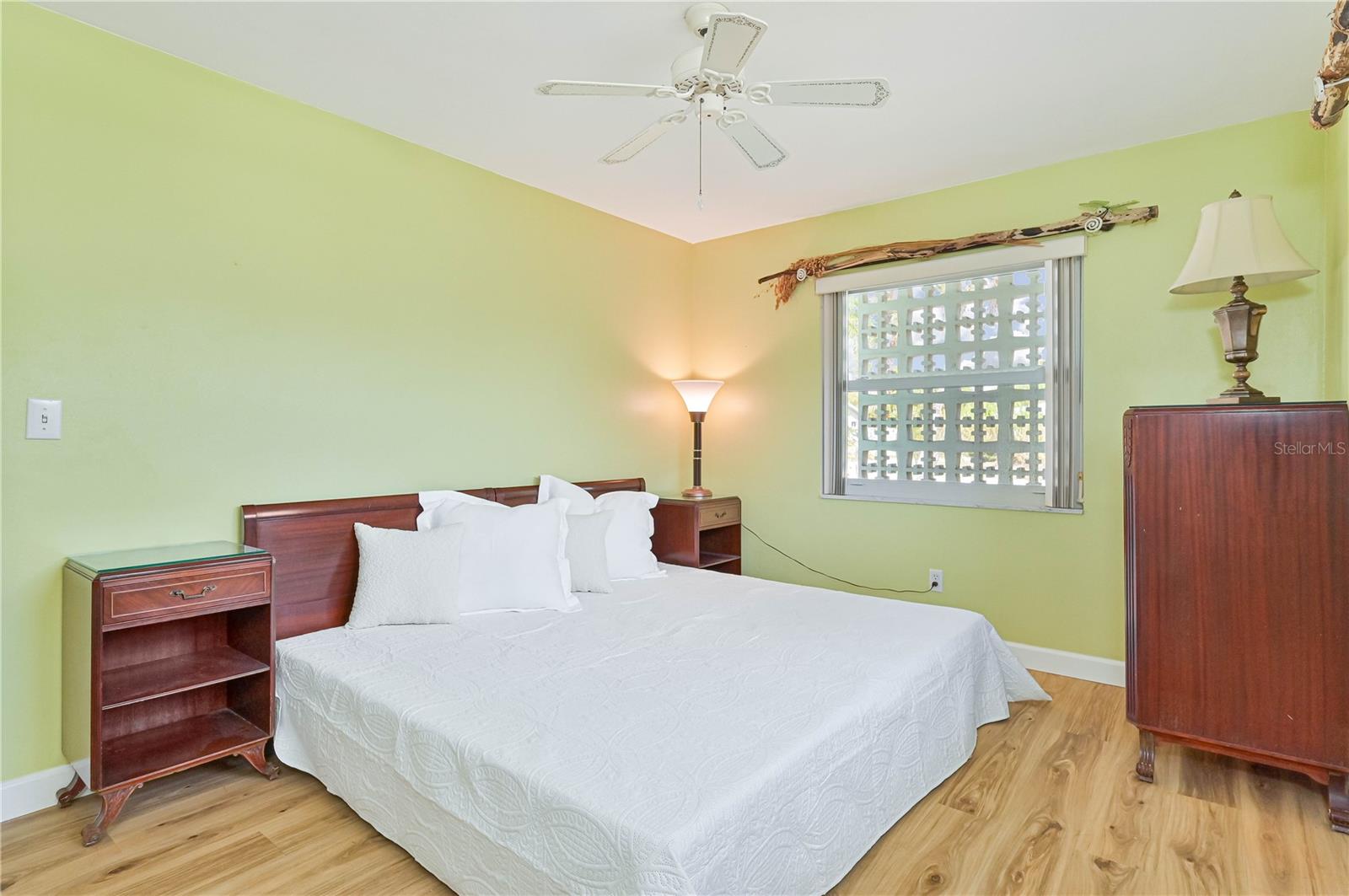 CALOOSAHATCHEE - Residential