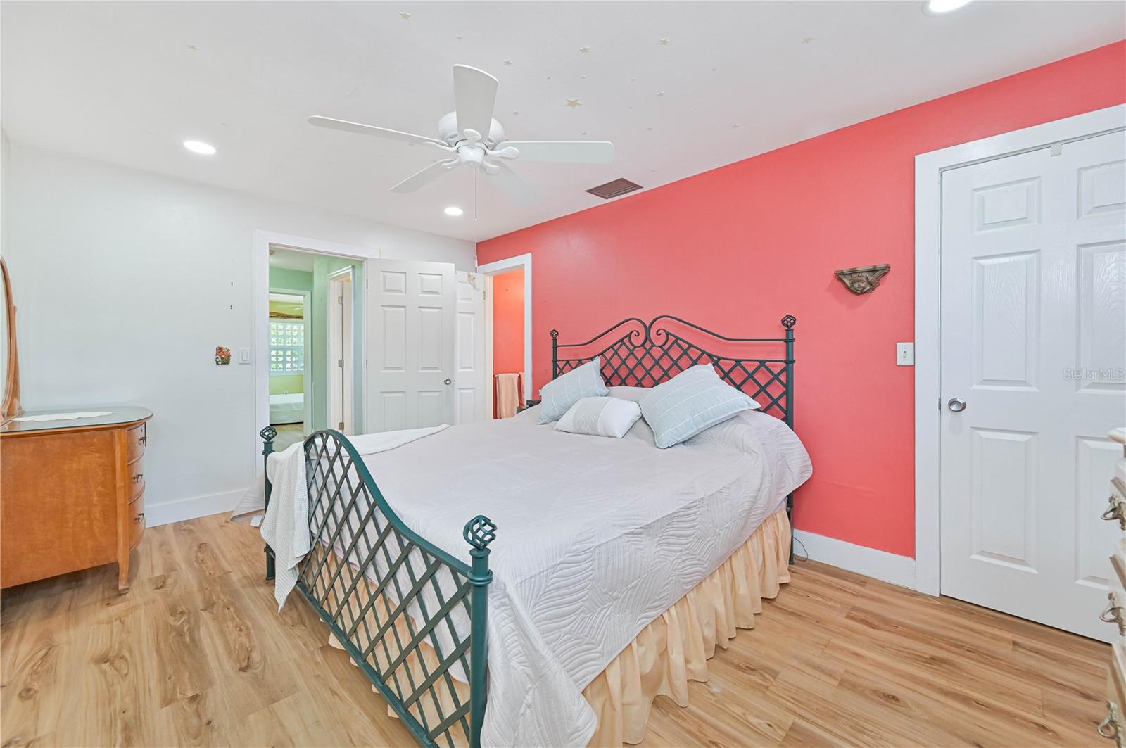 CALOOSAHATCHEE - Residential