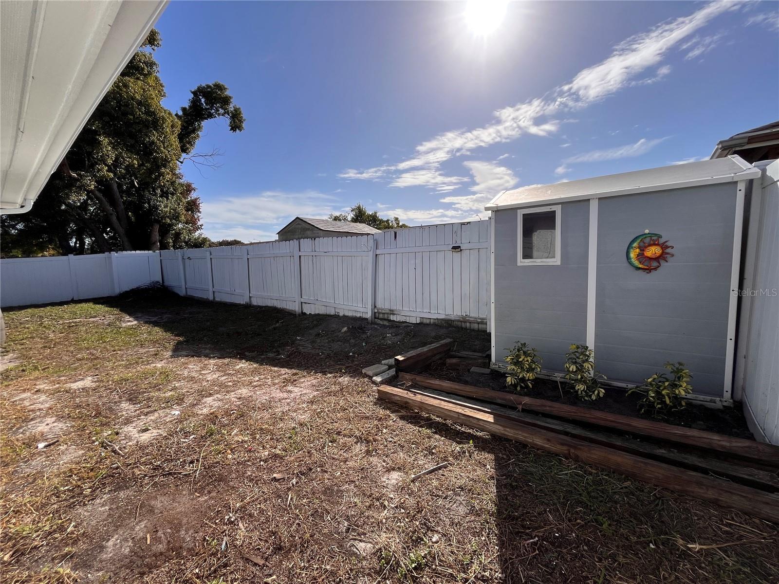 HOLIDAY GARDENS ESTATES - Residential