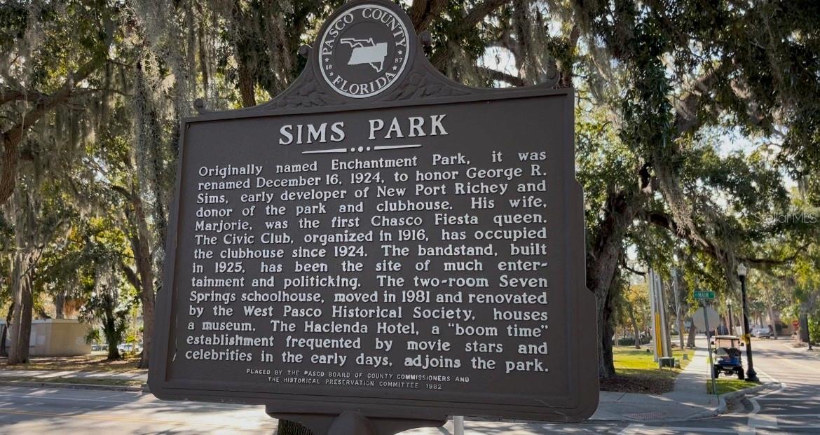 HOLIDAY GARDENS ESTATES - Residential