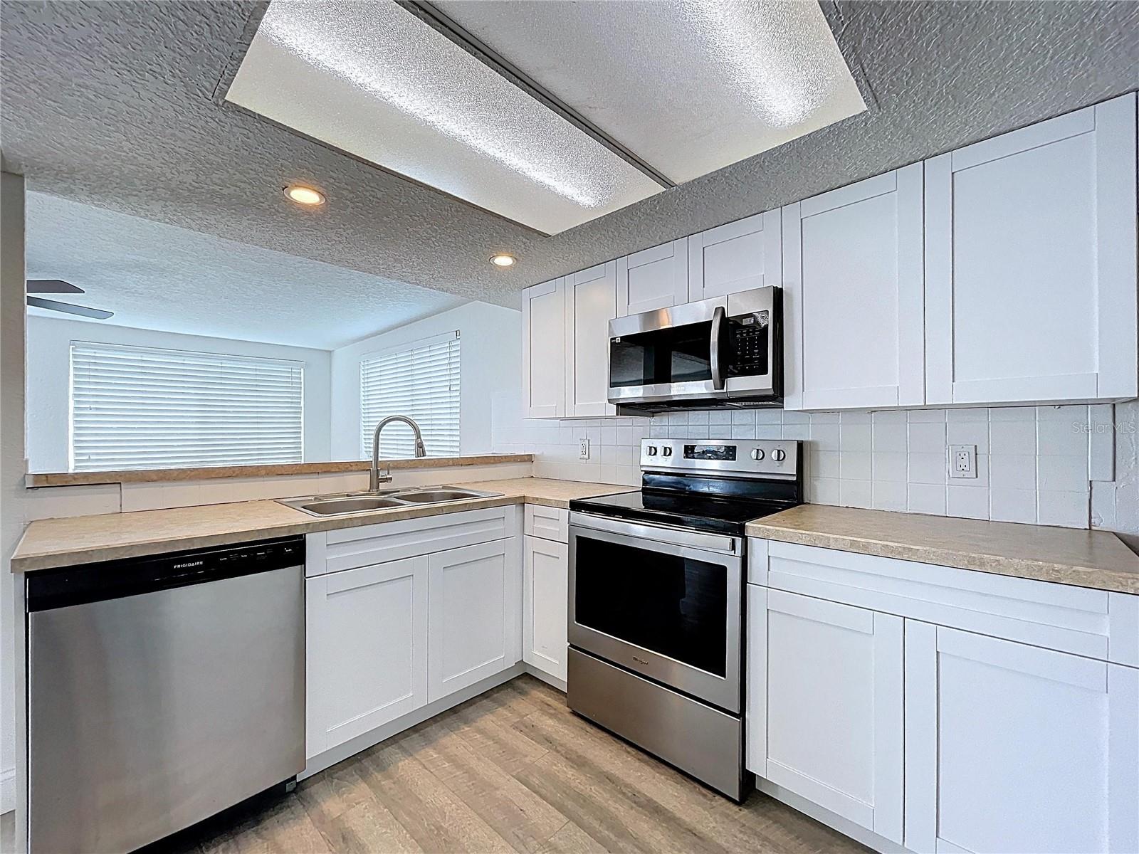 HOLIDAY GARDENS ESTATES - Residential