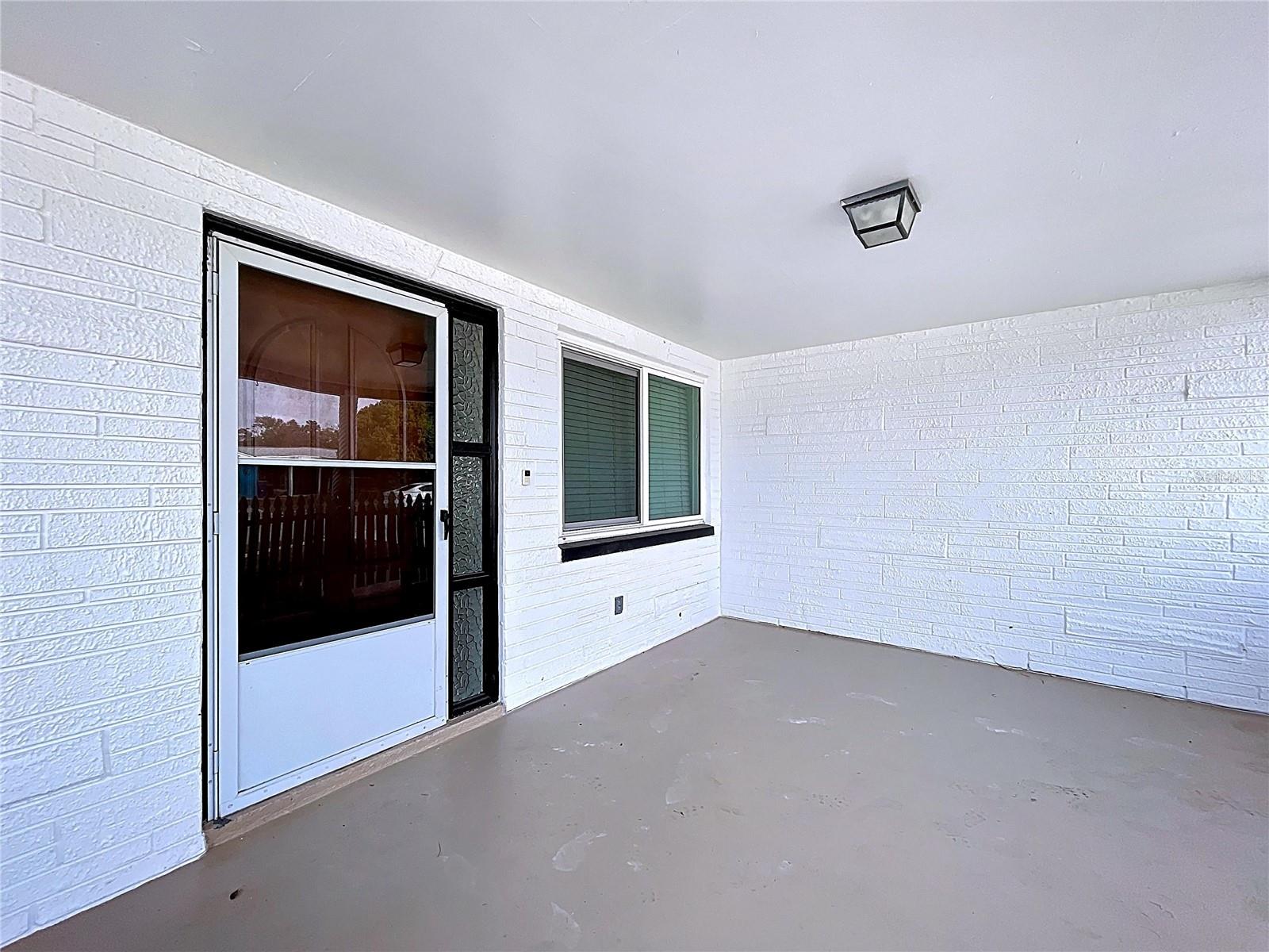 HOLIDAY GARDENS ESTATES - Residential